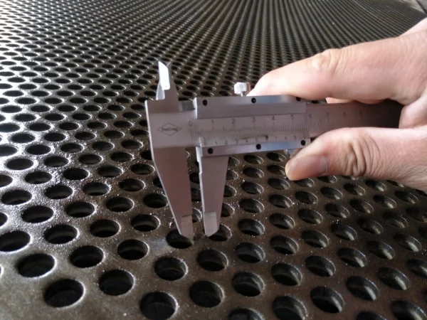 NM400 Steel: An Wear Resistant Plate with 400 HB NM400 Steel: An Wear Resistant Plate with 400 HB